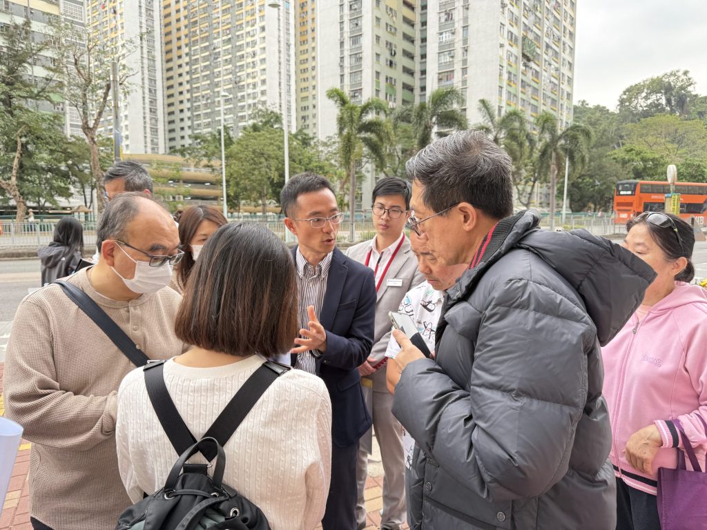 Meeting with The Riverpark Owners’ Committee on temporary traffic arrangement